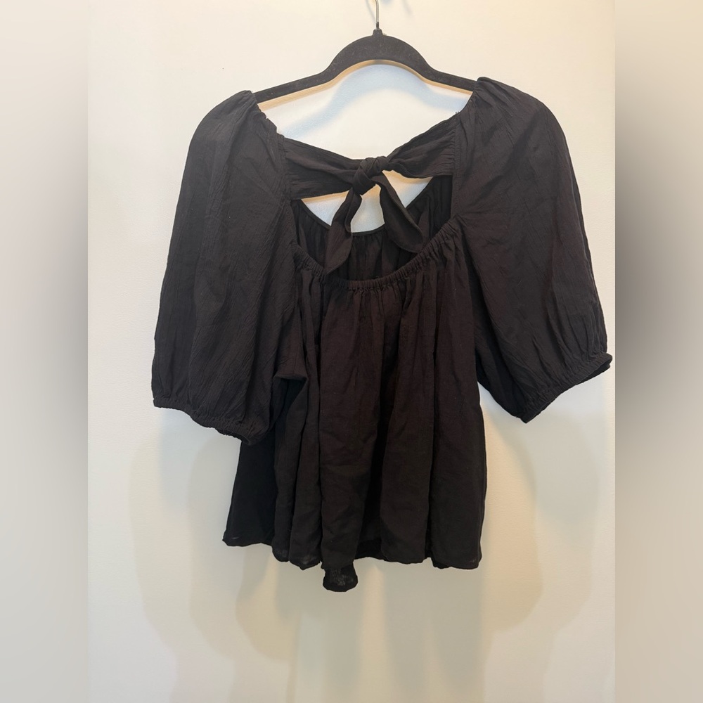 Old Navy Cotton Black Top With Open Back With a Tie - Size XL - Picture 5 of 10